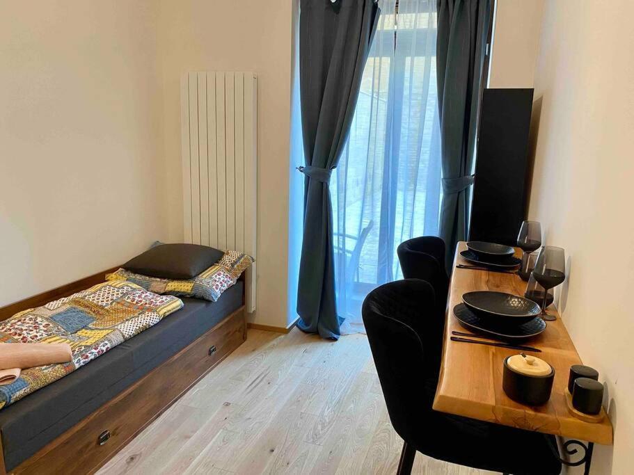 V Prizemi S Kuchyni A Koupelnou Apartament *